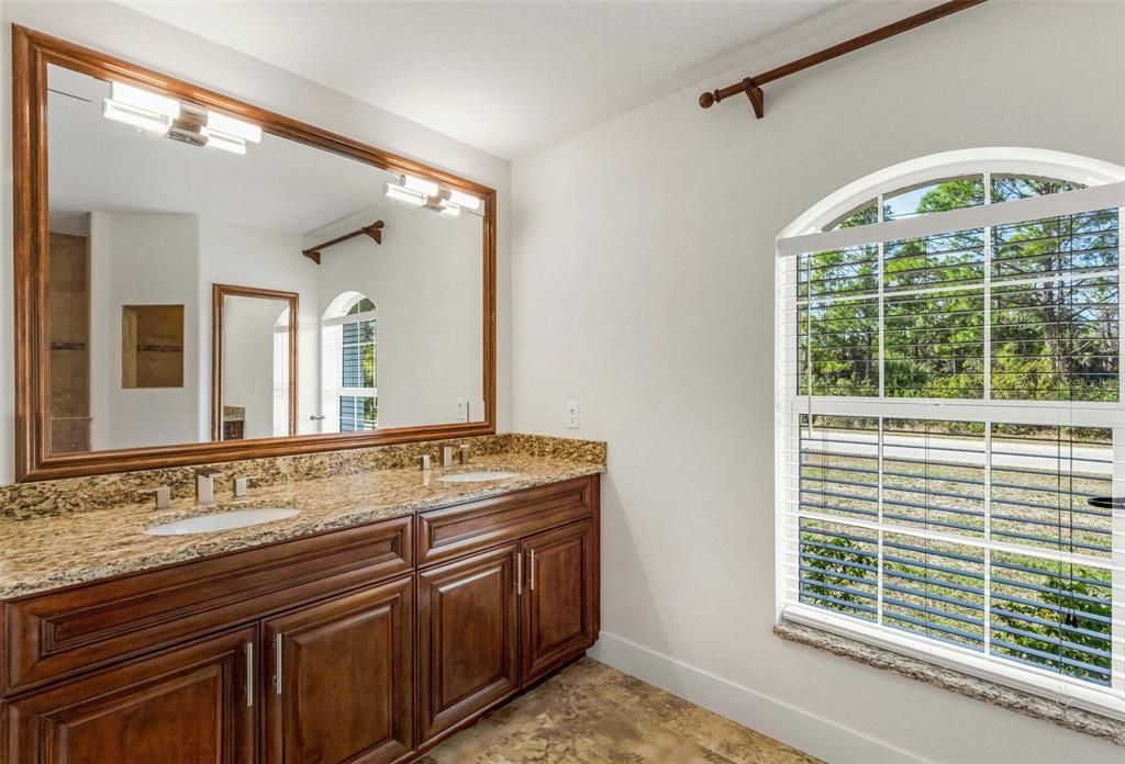 Active With Contract: $450,000 (3 beds, 2 baths, 1825 Square Feet)