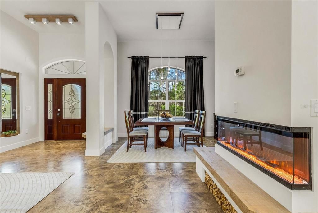 Active With Contract: $450,000 (3 beds, 2 baths, 1825 Square Feet)