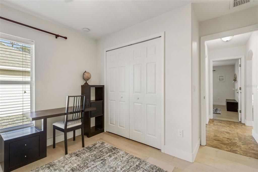 Active With Contract: $450,000 (3 beds, 2 baths, 1825 Square Feet)