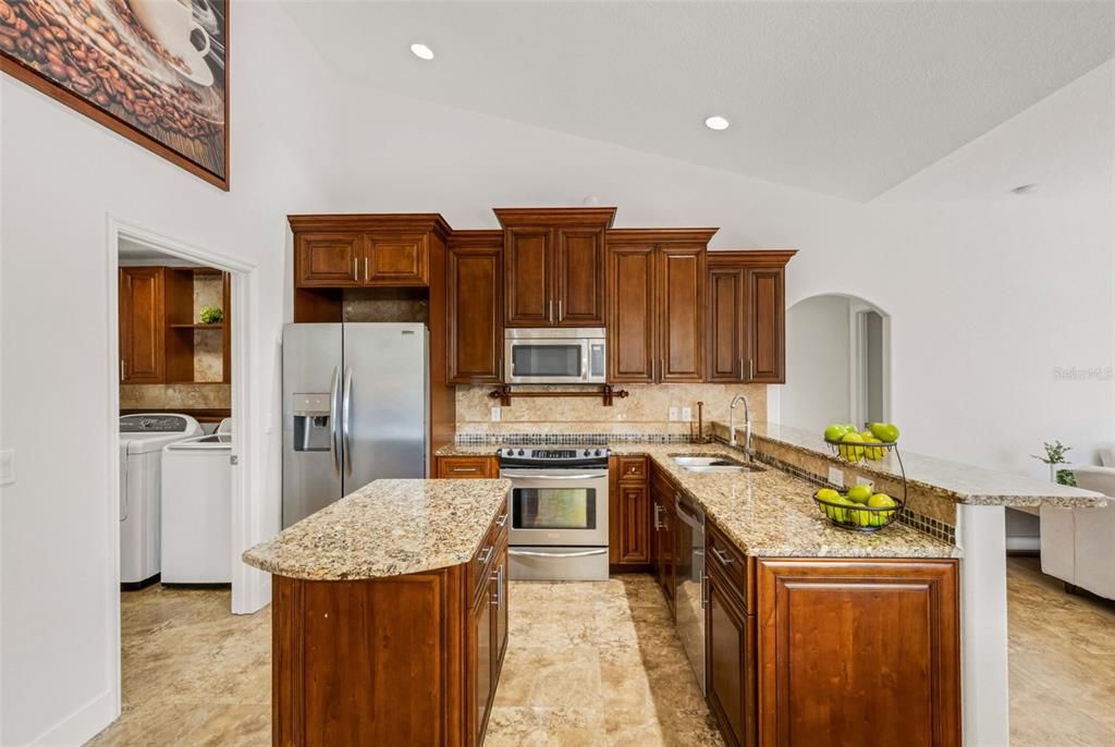 Active With Contract: $450,000 (3 beds, 2 baths, 1825 Square Feet)