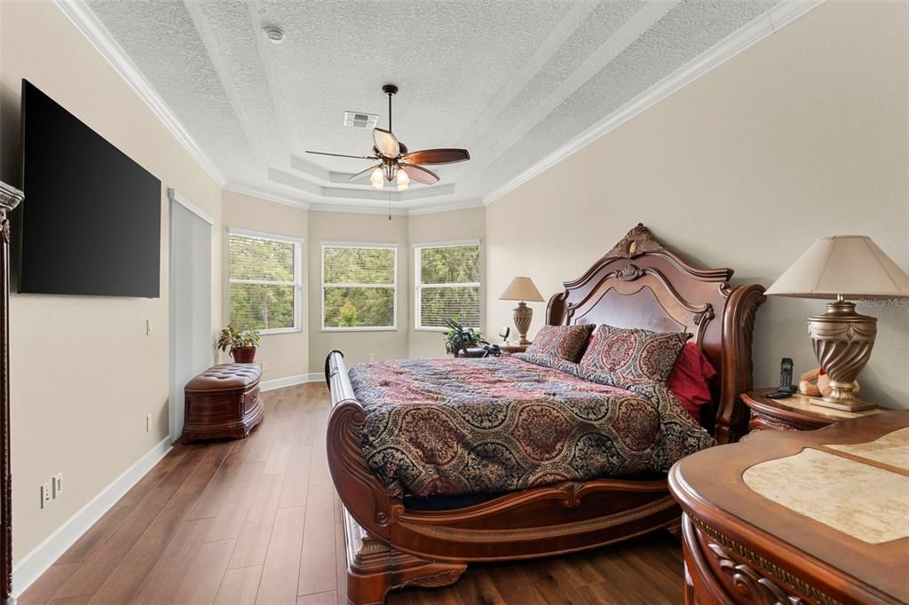 For Sale: $600,000 (5 beds, 4 baths, 3799 Square Feet)