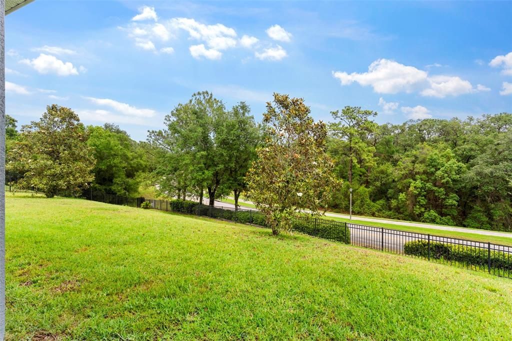 For Sale: $600,000 (5 beds, 4 baths, 3799 Square Feet)