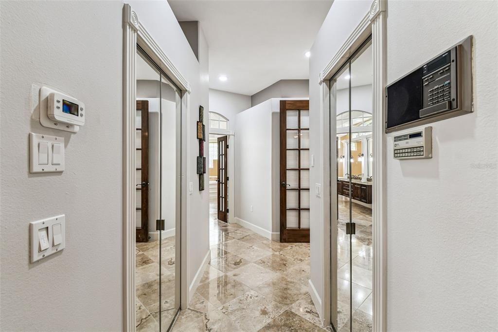 En Venta: $1,233,000 (4 camas, 2 baños, 3756 Pies cuadrados)