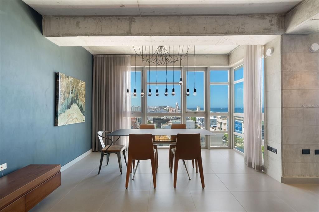 For Sale: $775,000 (1 beds, 2 baths, 1126 Square Feet)
