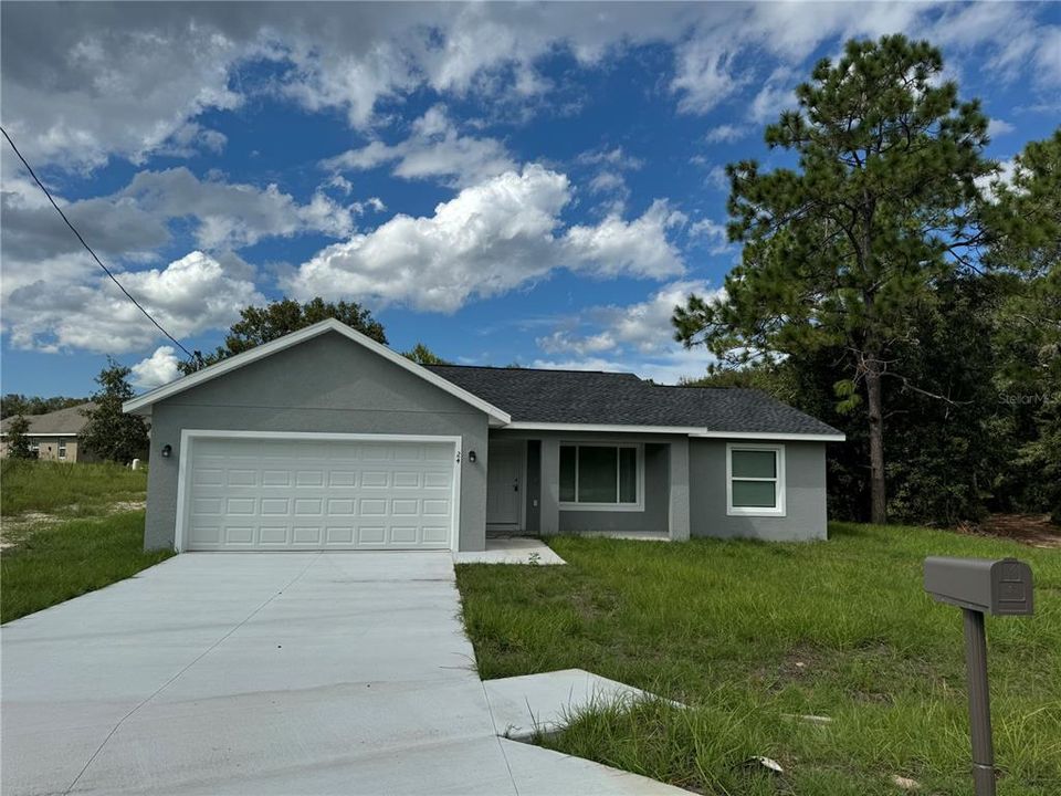 For Rent: $1,625 (3 beds, 2 baths, 1319 Square Feet)