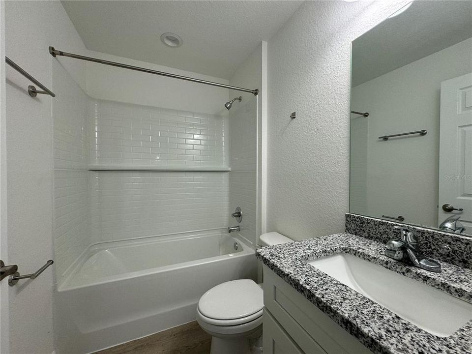 For Rent: $1,625 (3 beds, 2 baths, 1319 Square Feet)