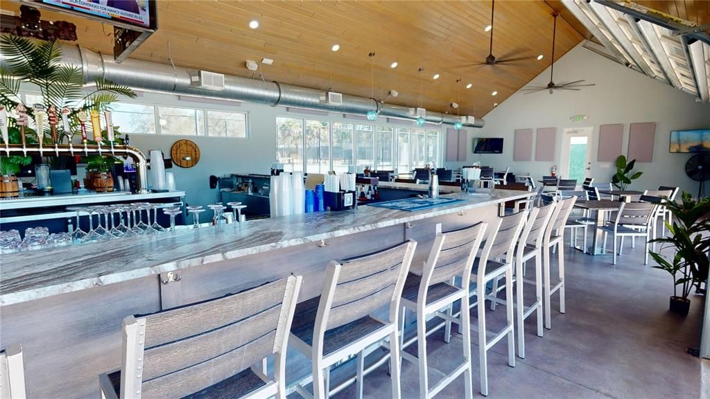 Activo con contrato: $799,995 (5 camas, 3 baños, 2866 Pies cuadrados)