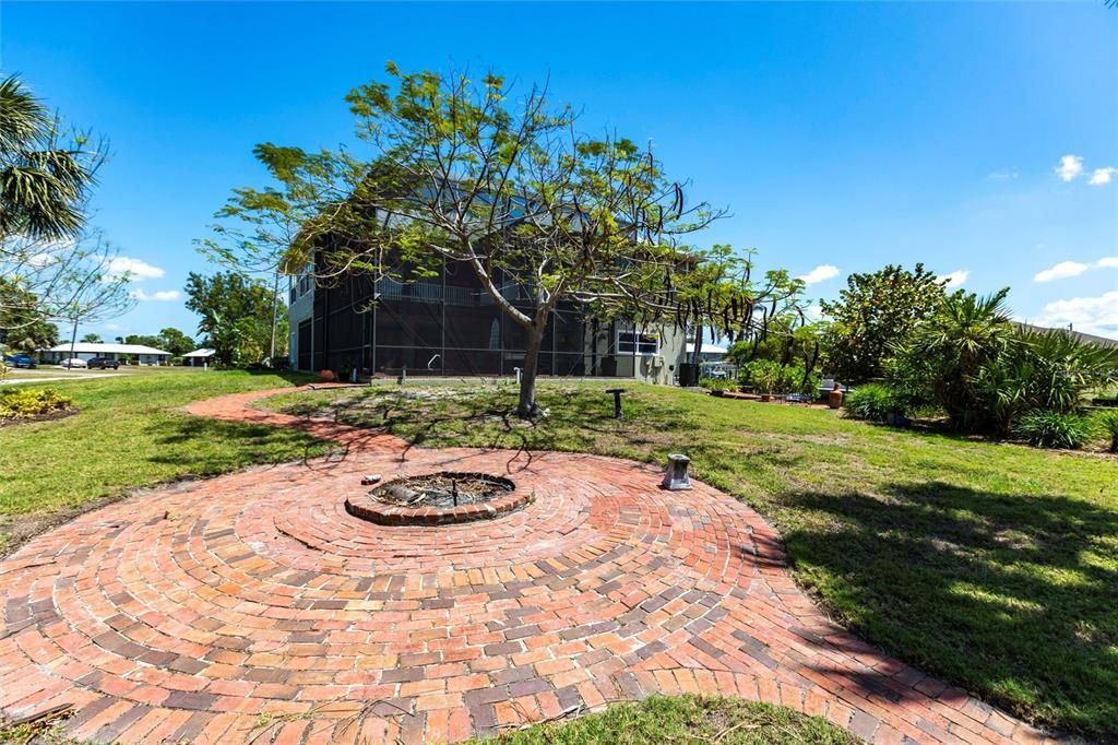En Venta: $850,000 (5 camas, 3 baños, 3293 Pies cuadrados)