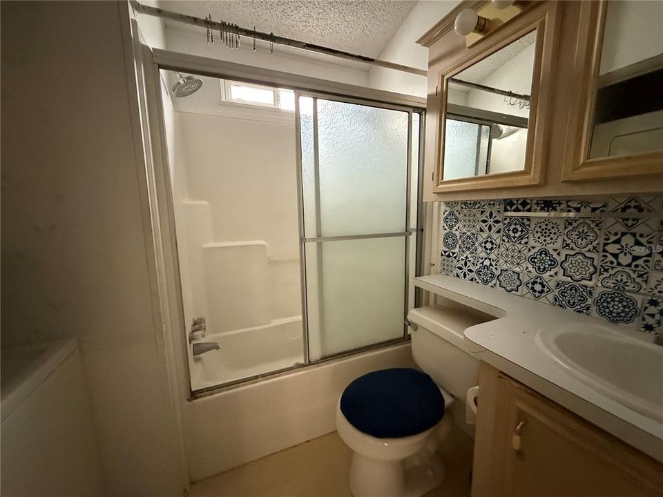 На продажу: $94,900 (1 спален, 1 ванн, 490 Квадратных фут)