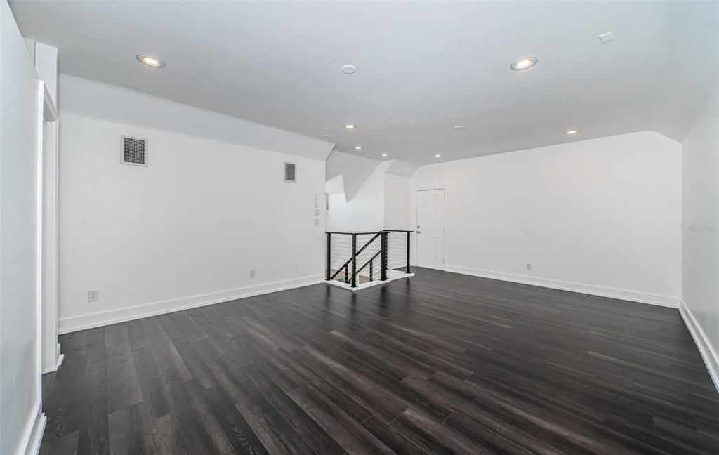 For Sale: $4,500,000 (6 beds, 6 baths, 6424 Square Feet)