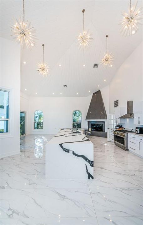 For Sale: $4,500,000 (6 beds, 6 baths, 6424 Square Feet)