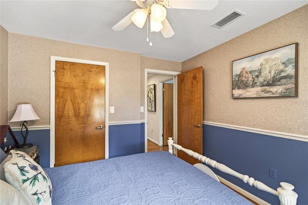 For Sale: $794,900 (5 beds, 4 baths, 3932 Square Feet)