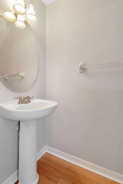 Active With Contract: $219,000 (2 beds, 2 baths, 1272 Square Feet)