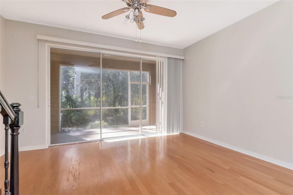 Active With Contract: $219,000 (2 beds, 2 baths, 1272 Square Feet)