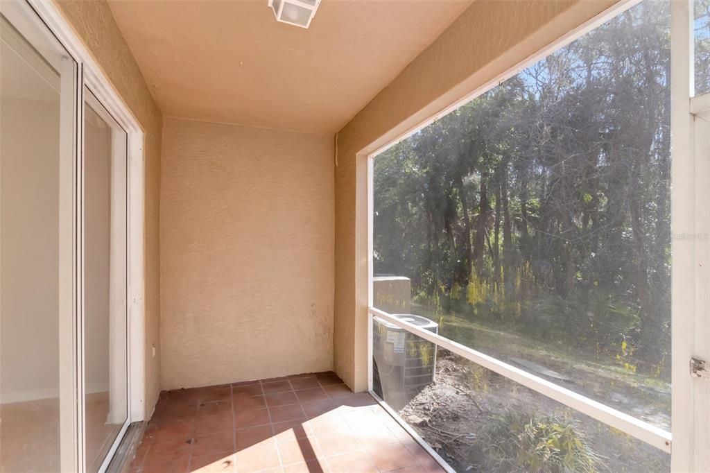 Active With Contract: $219,000 (2 beds, 2 baths, 1272 Square Feet)