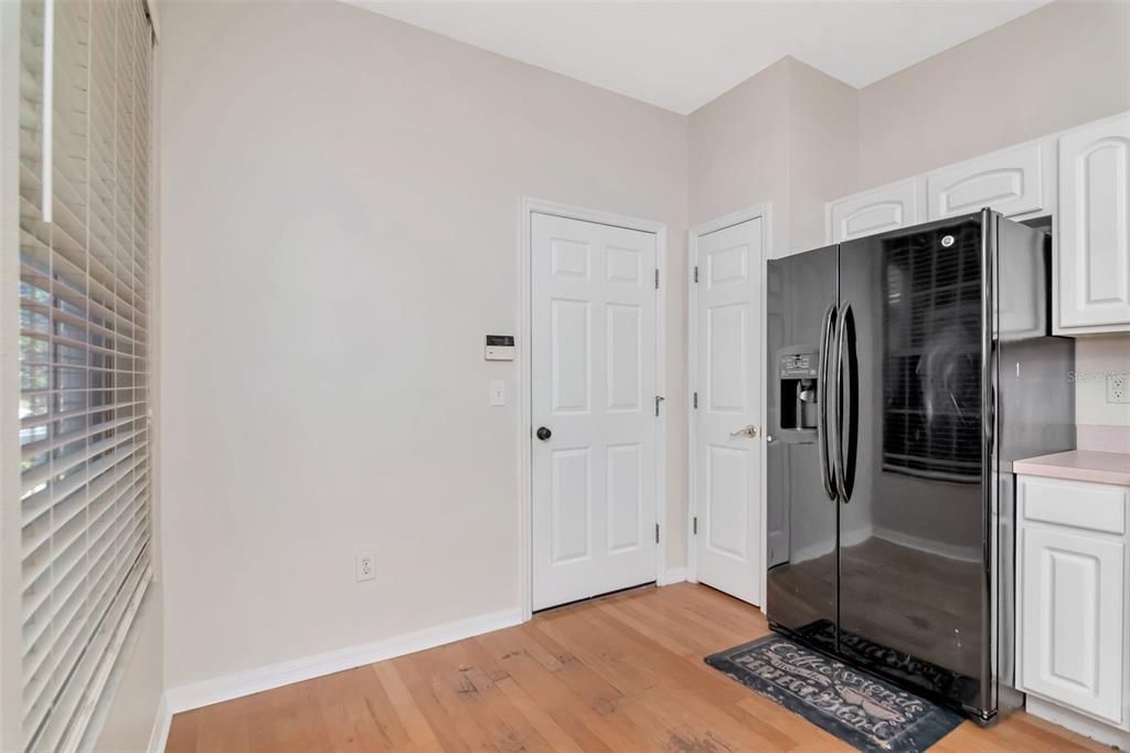 Active With Contract: $219,000 (2 beds, 2 baths, 1272 Square Feet)