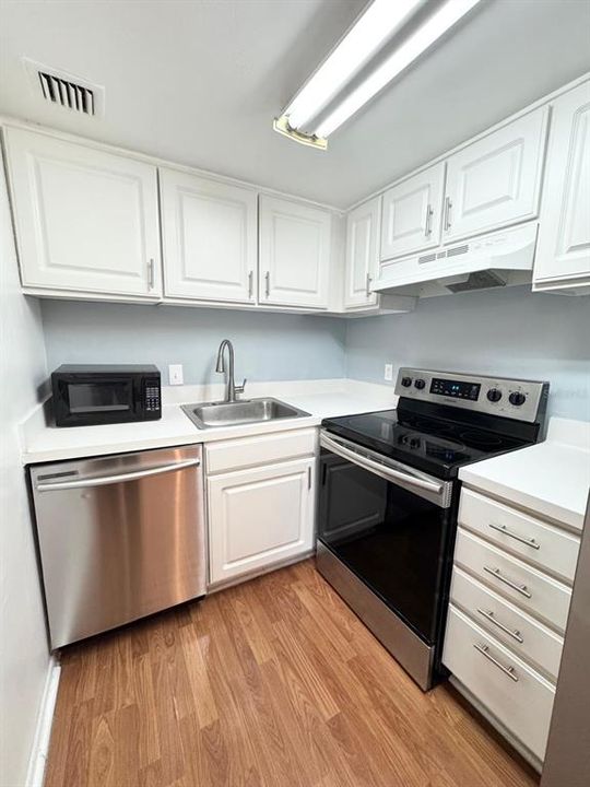 En Venta: $145,000 (2 camas, 1 baños, 850 Pies cuadrados)