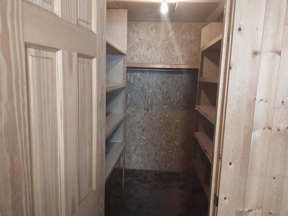 На продажу: $315,000 (2 спален, 2 ванн, 1422 Квадратных фут)