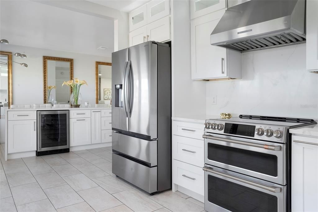 For Rent: $5,000 (3 beds, 3 baths, 1939 Square Feet)