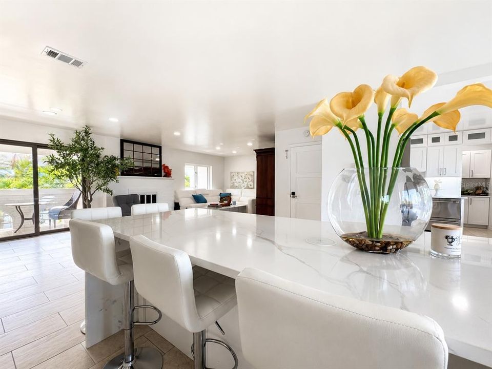 For Rent: $5,000 (3 beds, 3 baths, 1939 Square Feet)