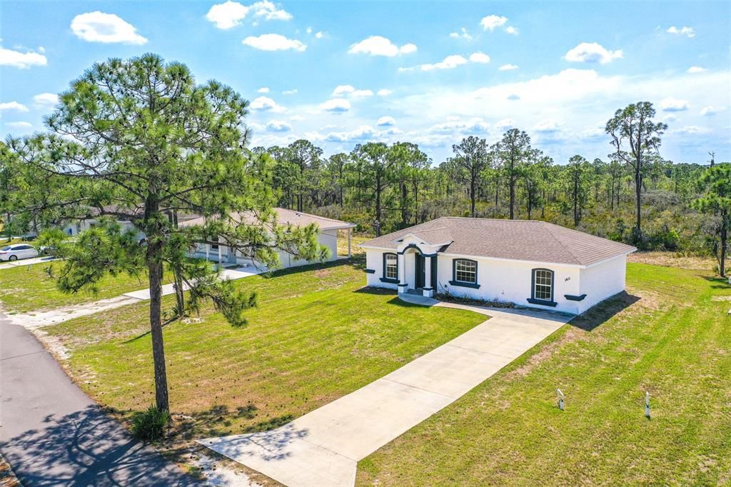 For Sale: $255,000 (3 beds, 2 baths, 1104 Square Feet)