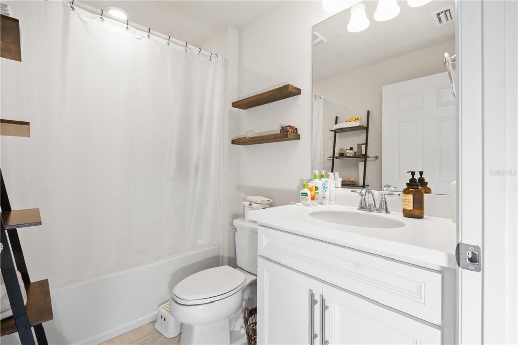 For Sale: $1,090,000 (5 beds, 4 baths, 3189 Square Feet)