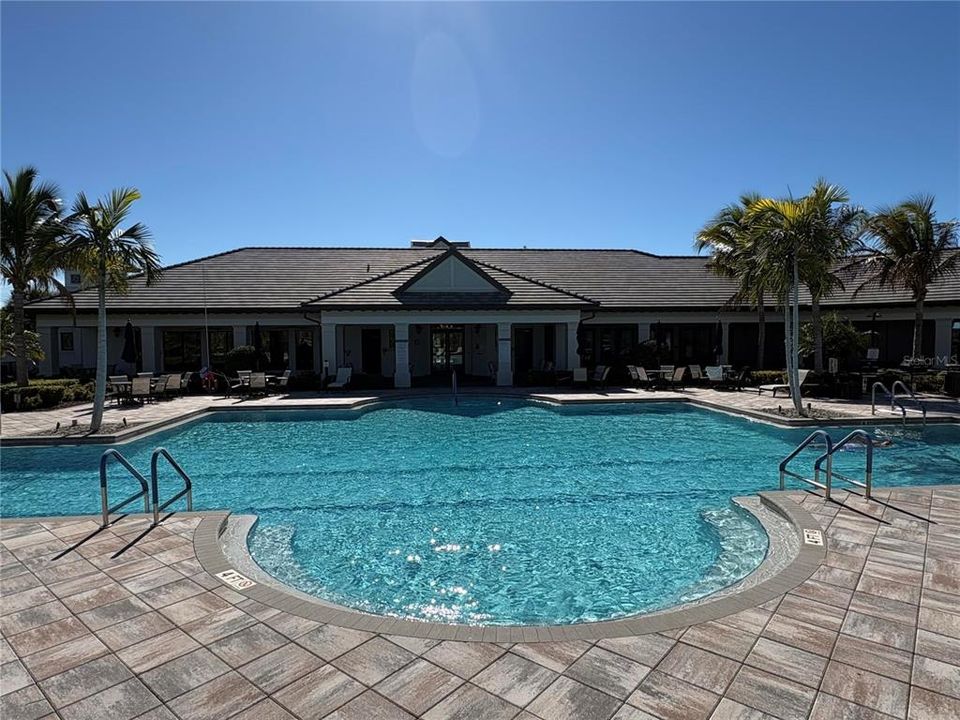 For Sale: $1,090,000 (5 beds, 4 baths, 3189 Square Feet)