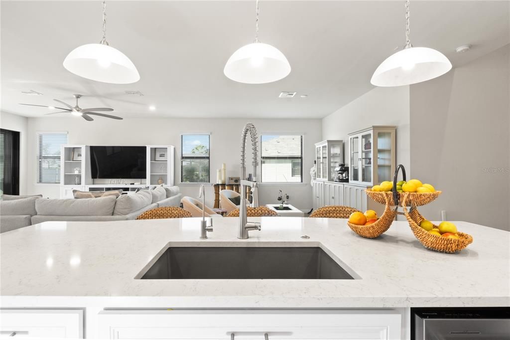 For Sale: $1,090,000 (5 beds, 4 baths, 3189 Square Feet)