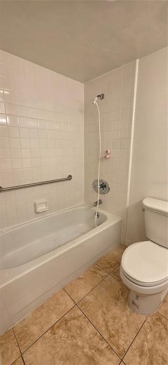 Active With Contract: $149,900 (2 beds, 1 baths, 929 Square Feet)