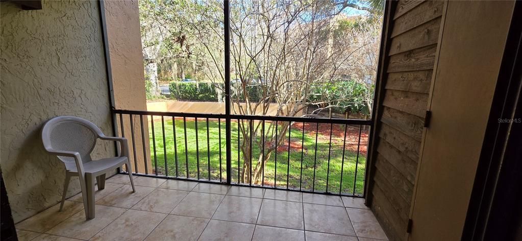 Active With Contract: $149,900 (2 beds, 1 baths, 929 Square Feet)