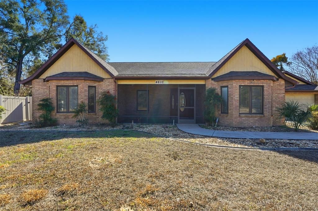 For Sale: $550,000 (4 beds, 3 baths, 2785 Square Feet)