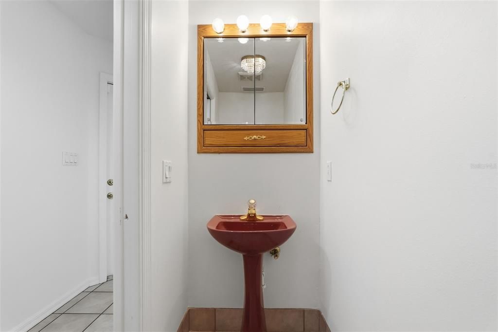 For Sale: $550,000 (4 beds, 3 baths, 2785 Square Feet)
