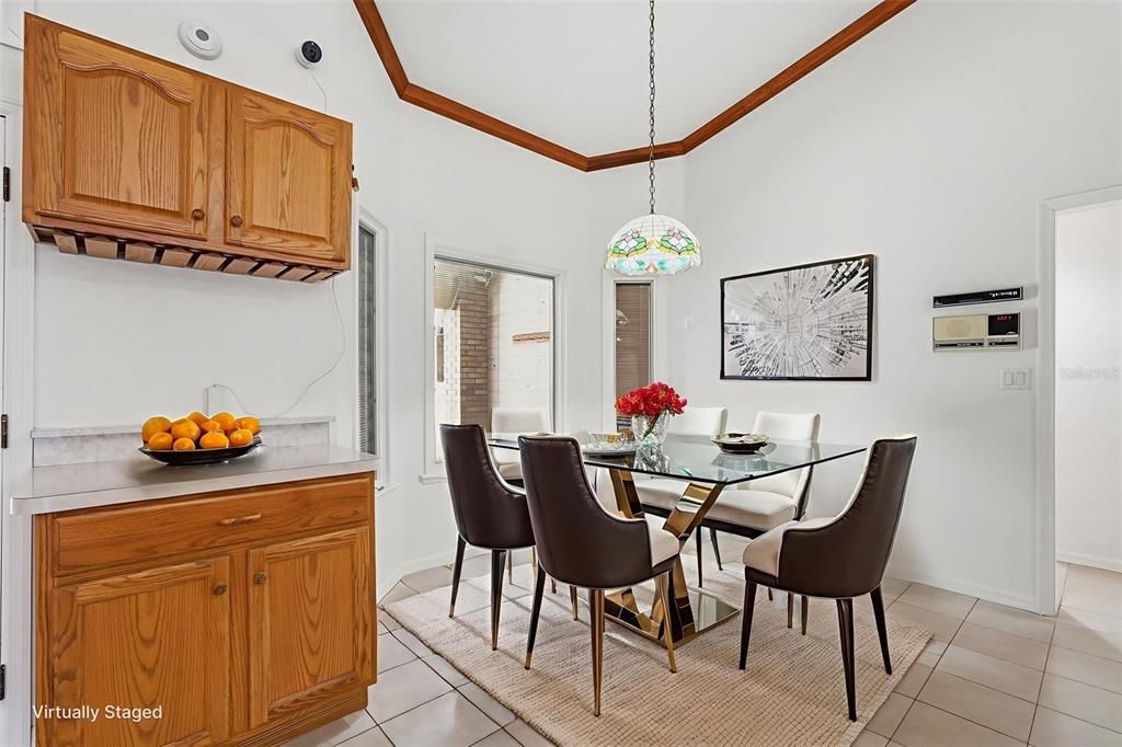 For Sale: $550,000 (4 beds, 3 baths, 2785 Square Feet)