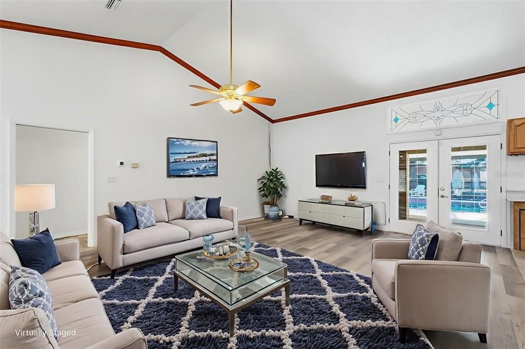 For Sale: $550,000 (4 beds, 3 baths, 2785 Square Feet)