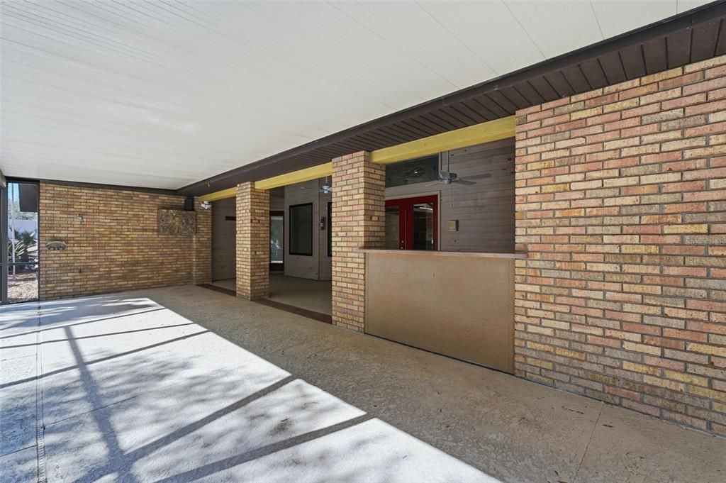 For Sale: $550,000 (4 beds, 3 baths, 2785 Square Feet)