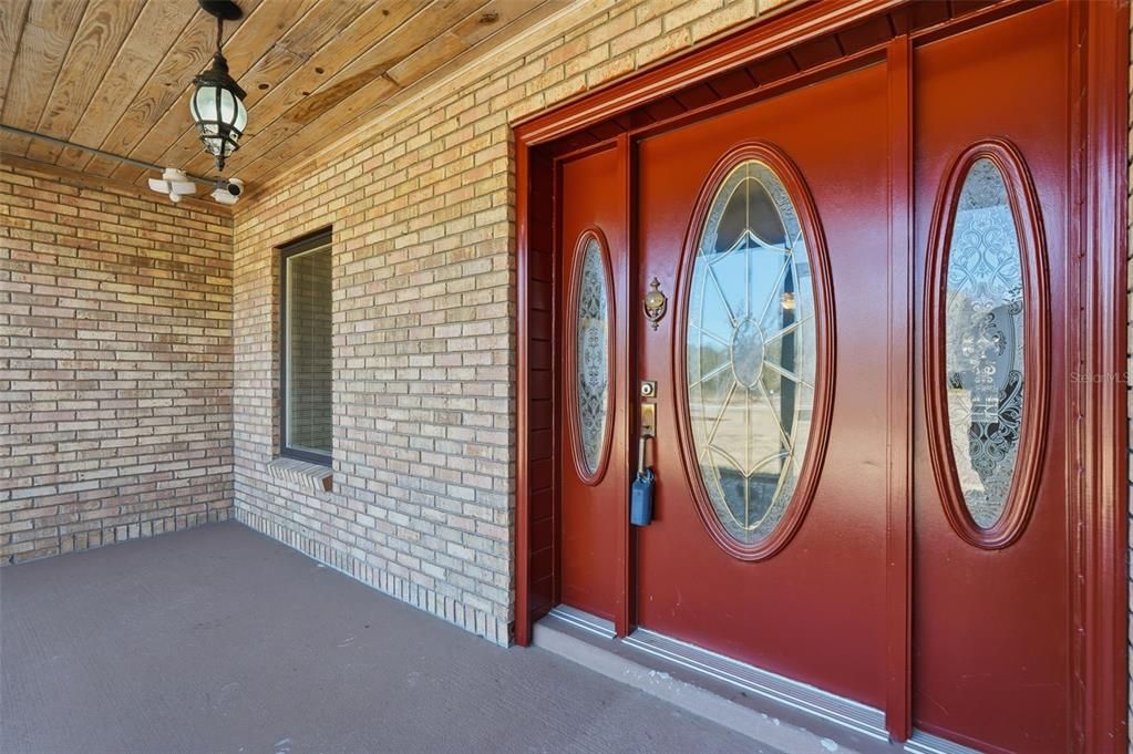 For Sale: $550,000 (4 beds, 3 baths, 2785 Square Feet)