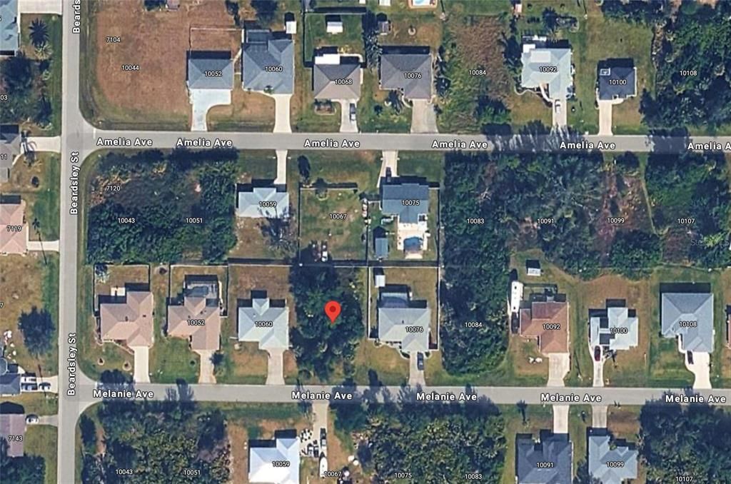 На продажу: $24,800 (0.23 acres)