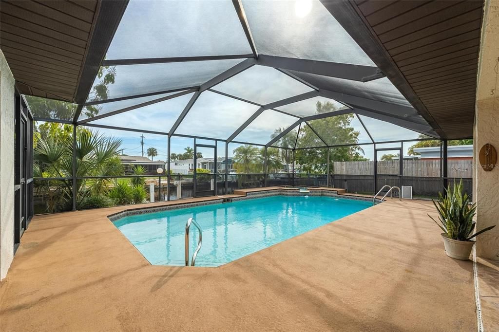 На продажу: $475,000 (3 спален, 2 ванн, 1891 Квадратных фут)