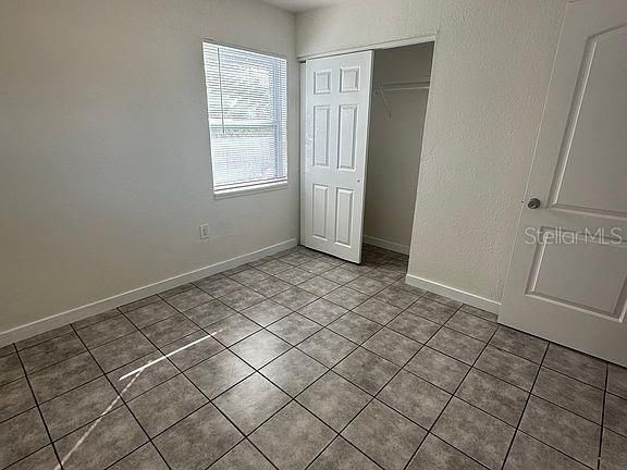Activo con contrato: $224,000 (3 camas, 1 baños, 931 Pies cuadrados)
