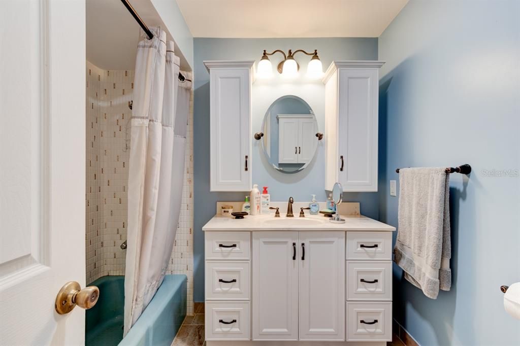 For Sale: $259,000 (3 beds, 2 baths, 1525 Square Feet)