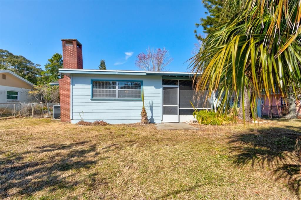 For Sale: $259,000 (3 beds, 2 baths, 1525 Square Feet)