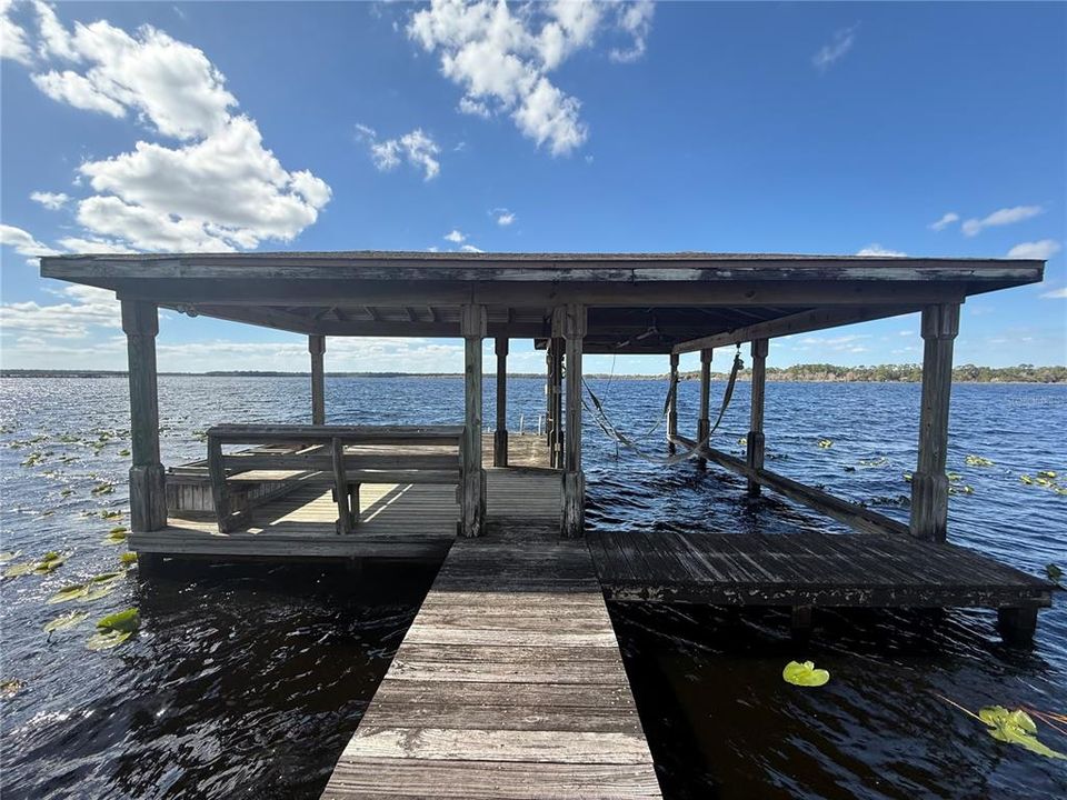 Activo con contrato: $1,150,000 (2.10 acres)