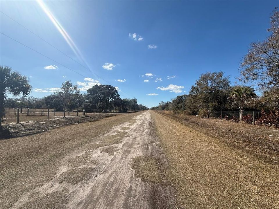 待售: $48,000 (1.25 acres)