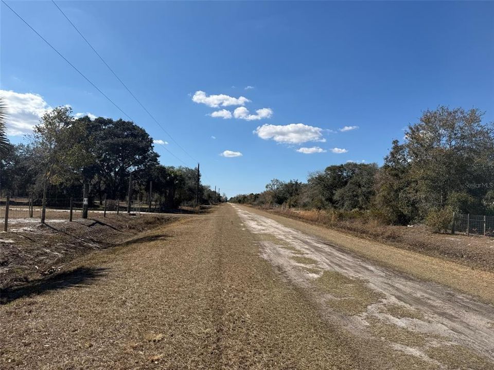 待售: $48,000 (1.25 acres)