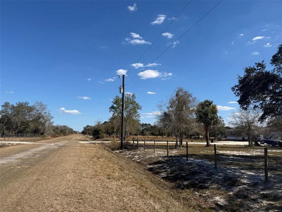 待售: $48,000 (1.25 acres)