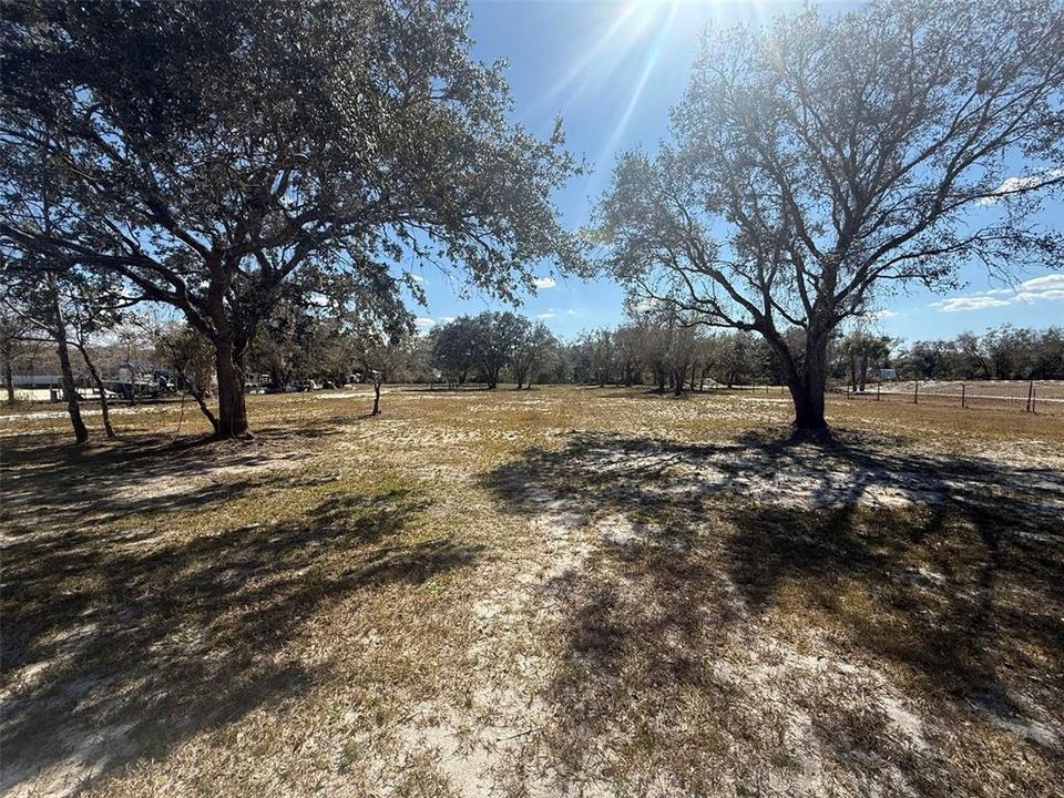 待售: $48,000 (1.25 acres)