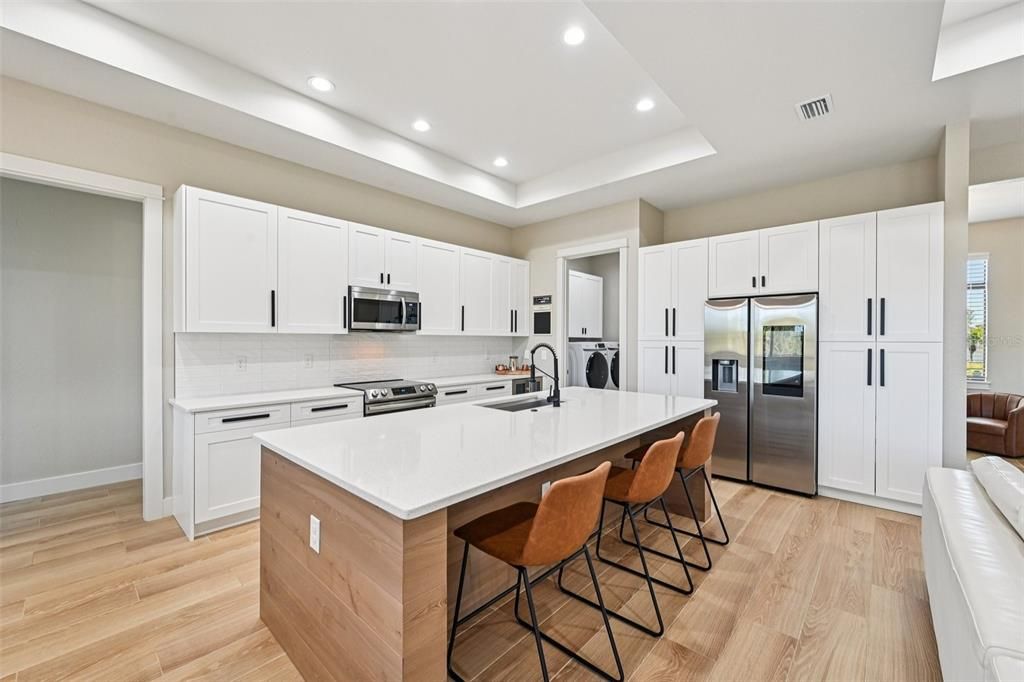 Active With Contract: $580,000 (3 beds, 2 baths, 1915 Square Feet)