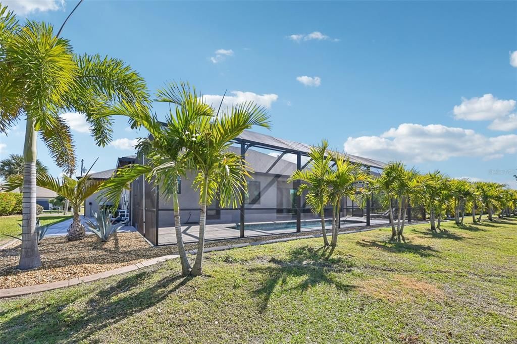 Active With Contract: $580,000 (3 beds, 2 baths, 1915 Square Feet)