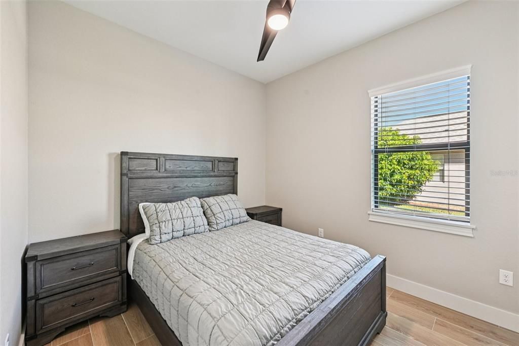 Active With Contract: $580,000 (3 beds, 2 baths, 1915 Square Feet)