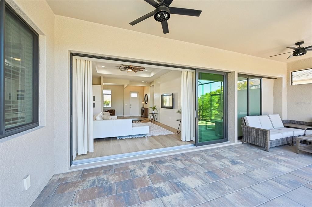 Active With Contract: $580,000 (3 beds, 2 baths, 1915 Square Feet)